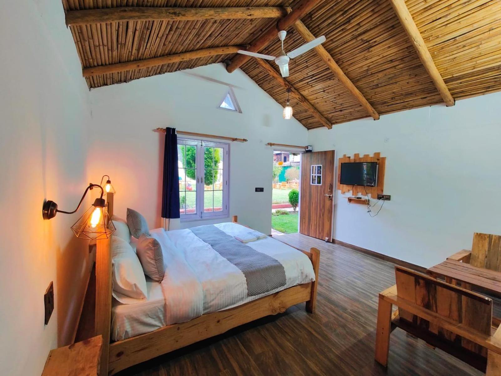 The Farm Cottages Нейнитал Екстериор снимка